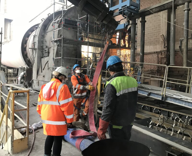 DÖNER FIRIN GİRİŞ AYNA KAPISI