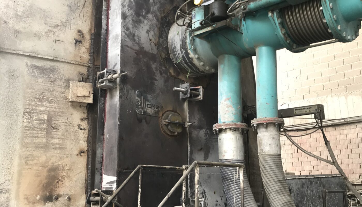 DÖNER FIRIN GİRİŞ AYNA KAPISI